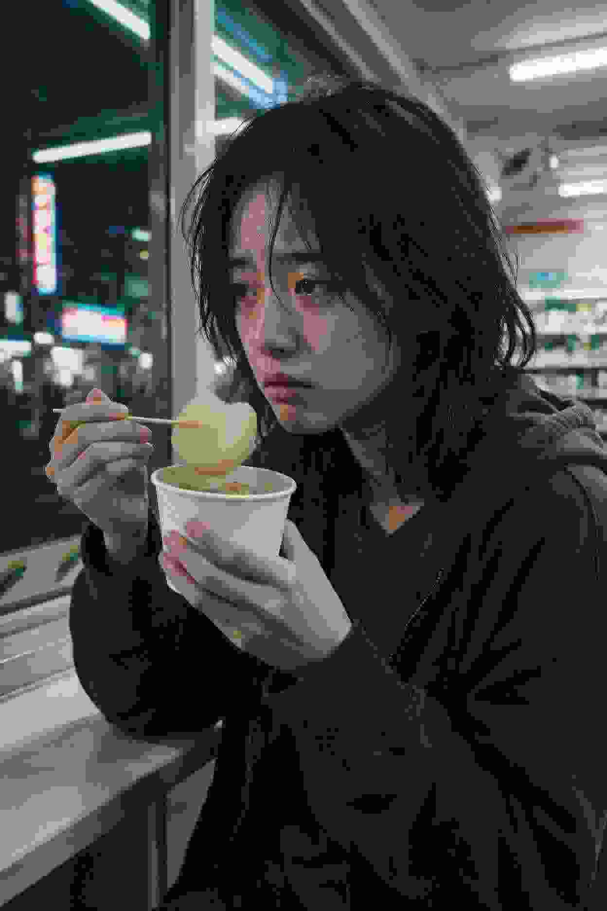 邻街绮缘